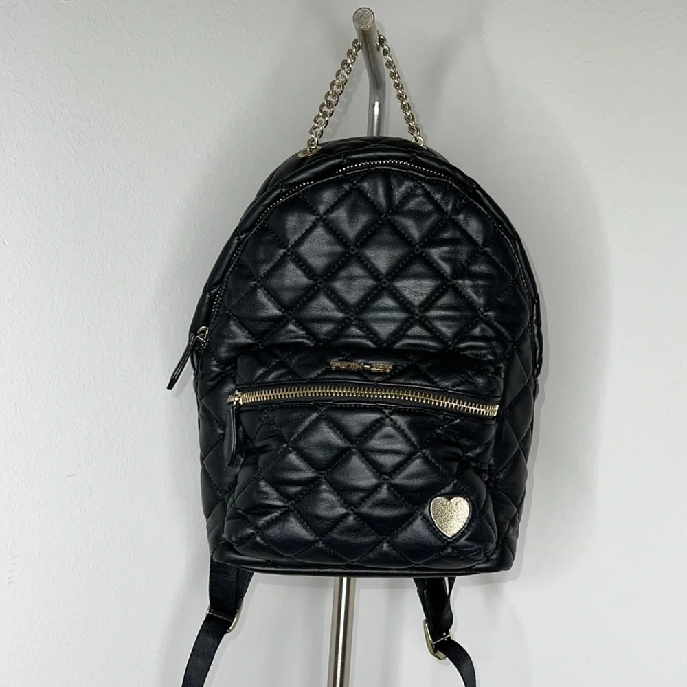 🔹 Twin-Set Quilted Backpack